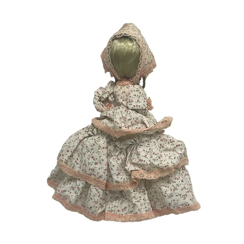 Vintage BIG EYES BRADLEY DOLL LISA-Made in Korea-Flower Dress w/ Bonnet 11